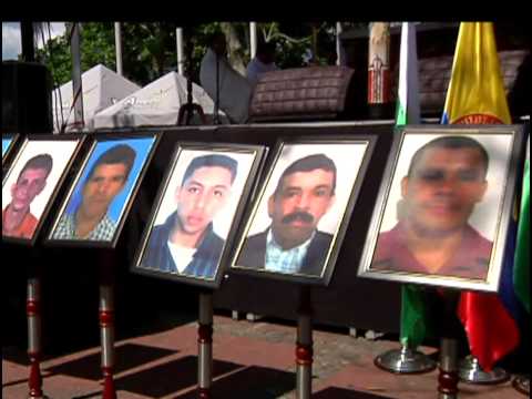 Este domingo fueron sepultados los doce mineros muertos en Amagá [Noticias] - TeleMedellin