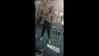 Download lagu Diam- diam Ngintip Tante Habis Fitnes mp3