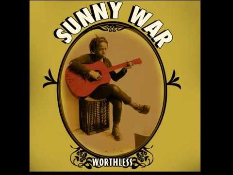 Sunny War   Worthless EP   2013