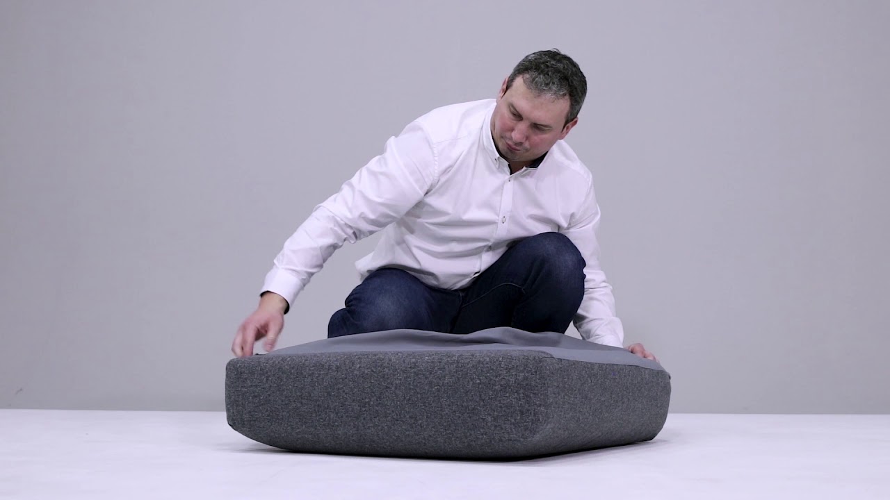 Ein VIMLE 3er-Sofa montieren