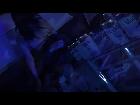 Azther Skinny - A Mi Manera (Video Oficial) 