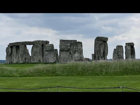 📍Stonehenge, England 🏴󠁧󠁢󠁥󠁮󠁧󠁿 | Historical landmark | older than Pyramids | Windows XP wallpaper