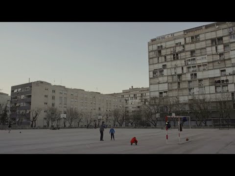 Glava u balunu, trailer