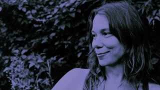 Lhasa De Sela - "Soon This Place Will Be Too Small" [With Introduction]