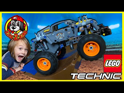 LEGO Technic MONSTER JAM Toys UNBOXING!📦  Grave Digger & Max-D (Speed Build & DIY Stadium FREESTYLE)