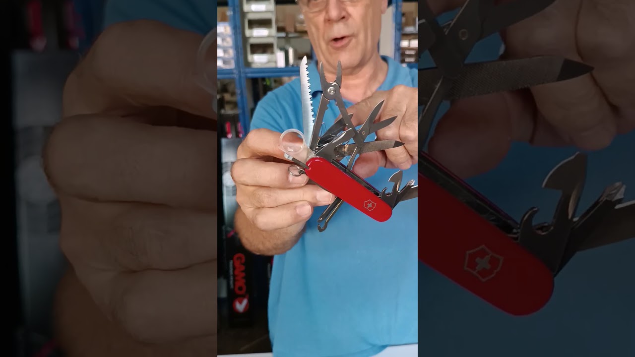 COUTEAU MULTI-USAGES SWISS CHAMP RED