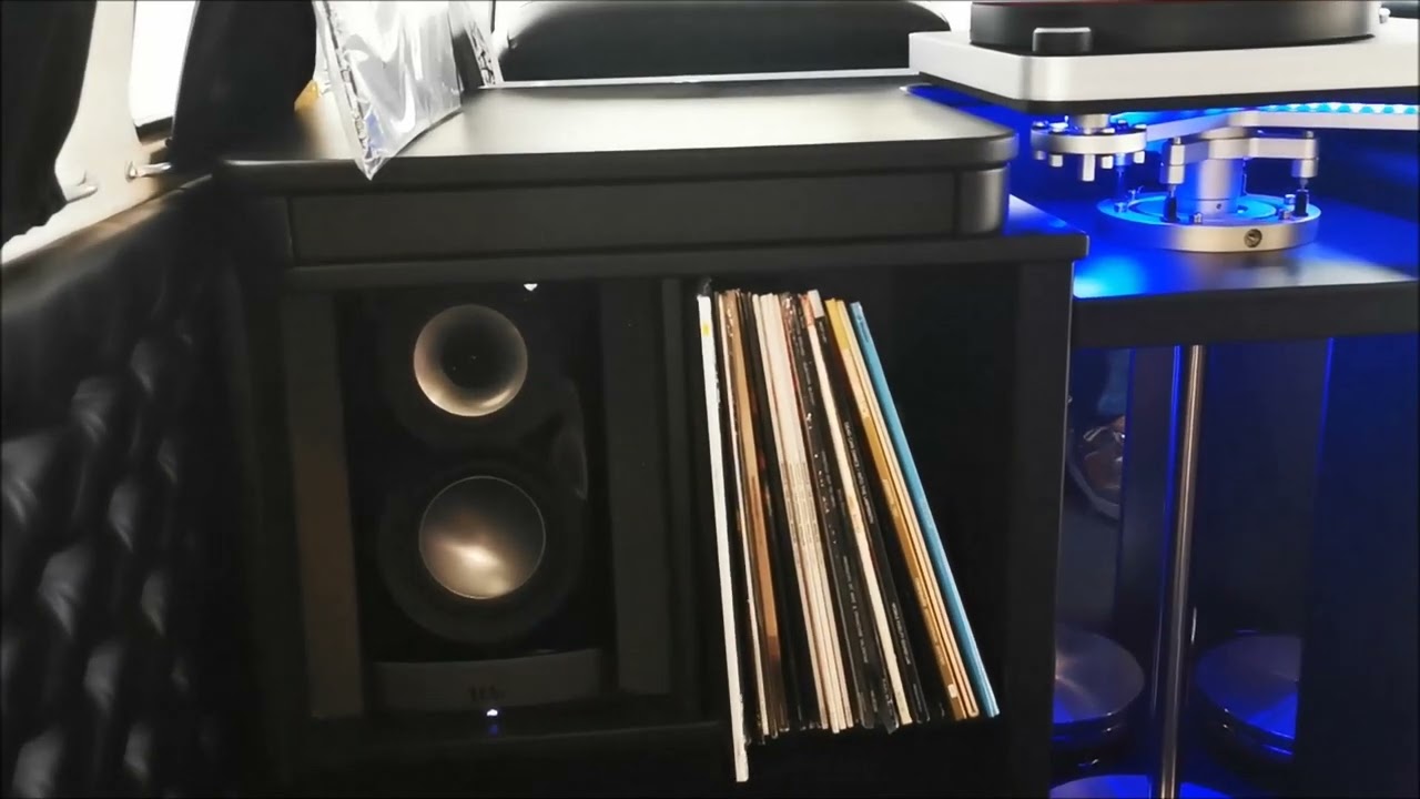 Elac Mavis ARB-51 sound test in the clearaudio VW Bulli