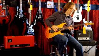 Video thumbnail for Tom Anderson Drop Top Honey Burst Surf with Morgan AC20 Deluxe by Matt's Music Center