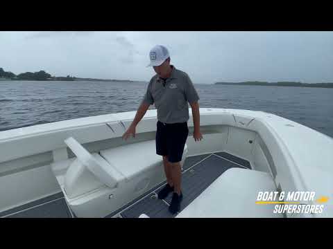 2013 SeaVee 390B  Walk-Thru