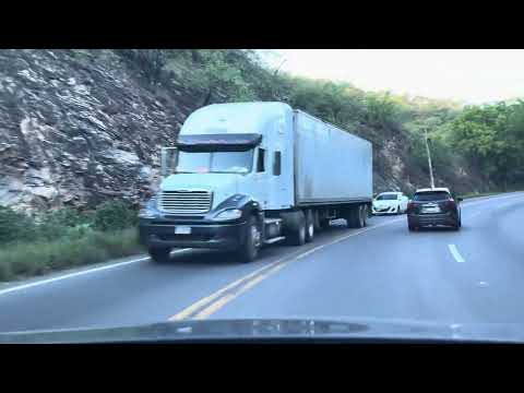 Carretera El Jícaro en El Progreso