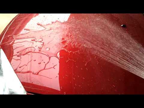 Turtle Wax ICE Paste Wax vs. Meguiar's Ultimate Paste Wax - Uji air 2