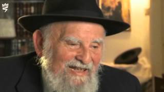 הצלת ספרי תורה – מתוך הסרט: "דרך אמונה" – סיפורו של הרב יצחק אלחנן גיברלטר
