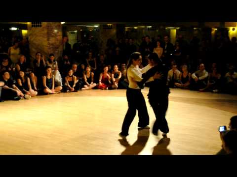  Ariadna Naveira  and  Mariangeles Caamaño  are  dancing  to  the  tango  "  Don Juan  "
