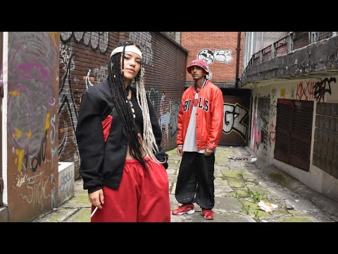 Poesía Fuera De Serie Ft @chelo_hop - Hallan Flow( Video Oficial )