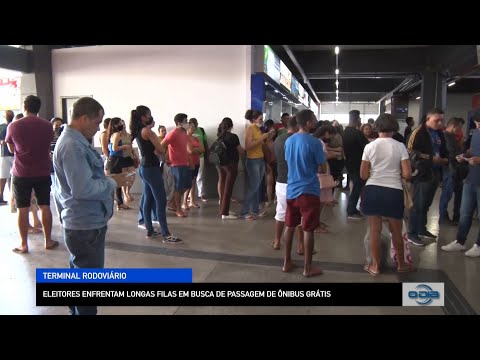 Eleitores enfrentam longas filas em busca de passagem de ônibus grátis 28 10 2022