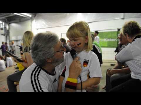 Diese süße Maus ist fünf Jahre alt....