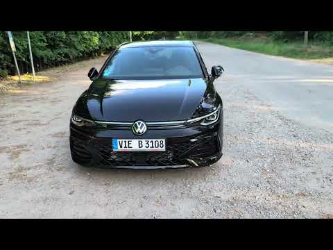 VW Golf VIII 8 R-Line 1.5 E-TSI 150 PS DSG