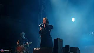 Şebnem Ferah - Sahneye Harika Giriş &amp; Parmak İzi (Kuşadası Gençlik Festivali 2018 #kgf2018)