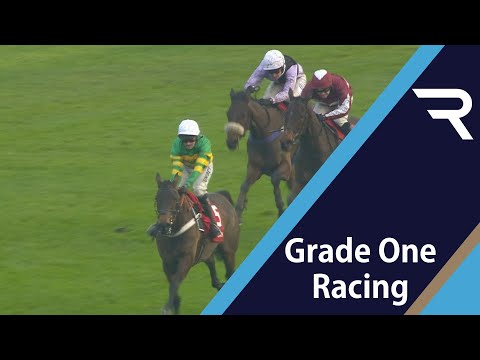 Exceptional EPATANTE regains her crown in the 2021 Ladbrokes Christmas Hurdle at Kempton