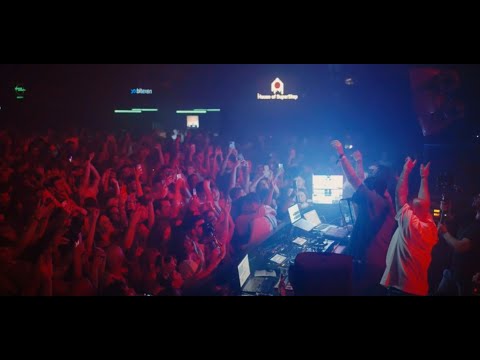 The Away Days - ''Territory (The Blaze cover) (Live Dance)