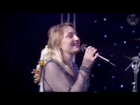 Prisoner Miley Cyrus (feat. Dua Lipa) Cover by Le Groove