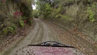 preview picture of video '1997 Honda Passport - mud roads'