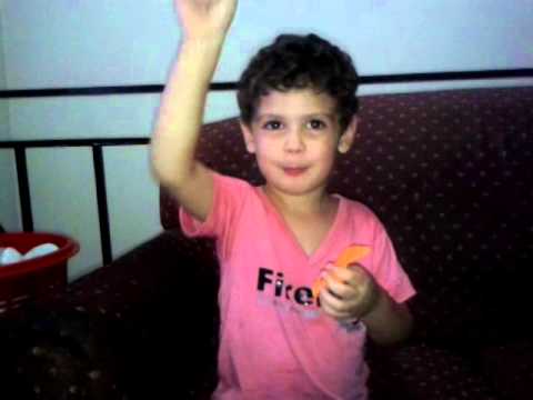 Este pececito quiere nadar