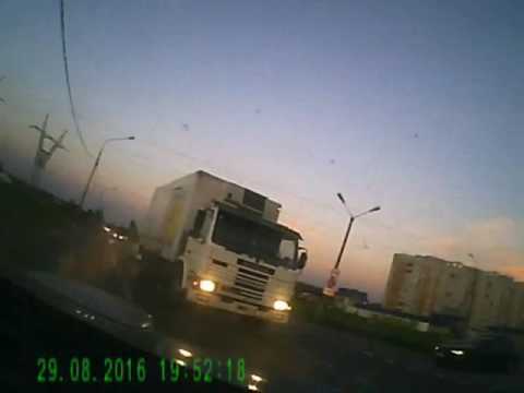 Серьезное ДТП по вине обочечника