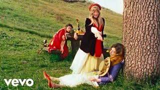 Kate Bollinger – “To Your Own Devices”