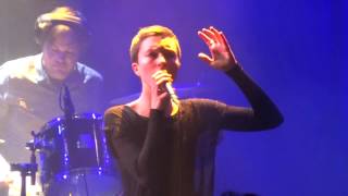 Poliça - Vegas (HD) Live in Paris 2013