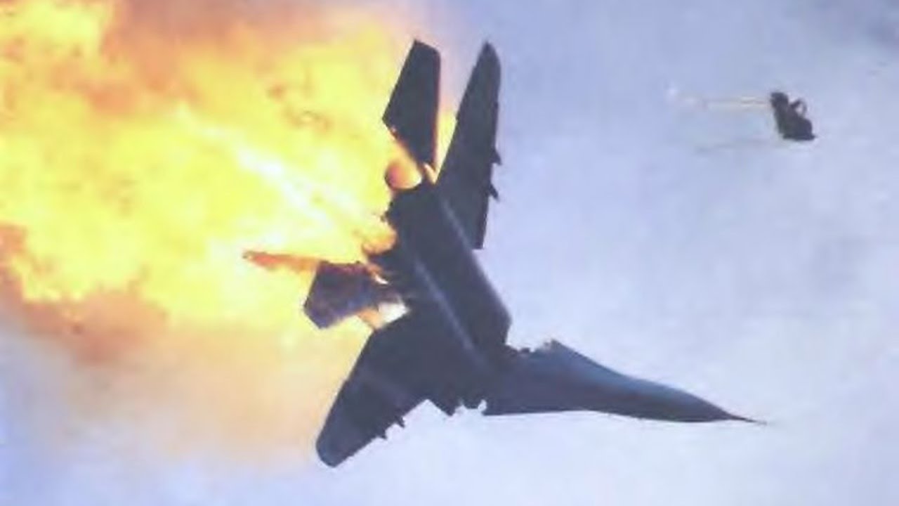 THE RUSSIAN AIR FORCE IS TAKING A HEAVY HIT - RUSSIAN MIG-31 FIGHTER JET CRASHED IN LIPETSK REGION