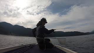 原田匠 撮影　&quotマスターズ最終戦 野尻湖 2日目 3匹目&quot を YouTube で見る