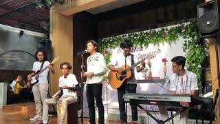 Download lagu Fourtwnty - Kursi goyang (Live cover Trilogic) mp3