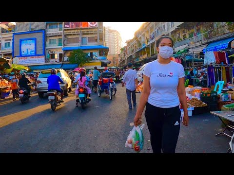 Cambodian food tour, Daily Evening walking at Orussey Market Phnom Penh street food