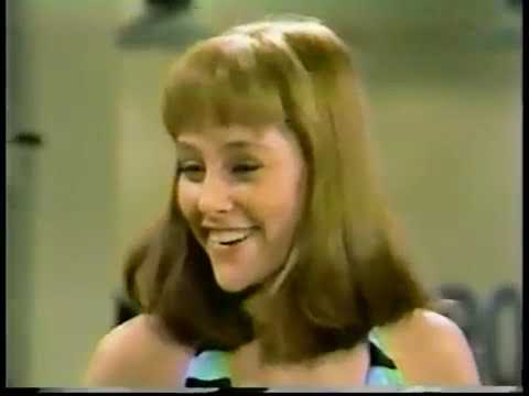 Double Trouble S01E05 Dueling Feet