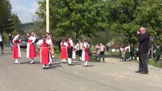 preview picture of video 'Maibaumafstellen | Pastritztaler Schafberg | 2014'