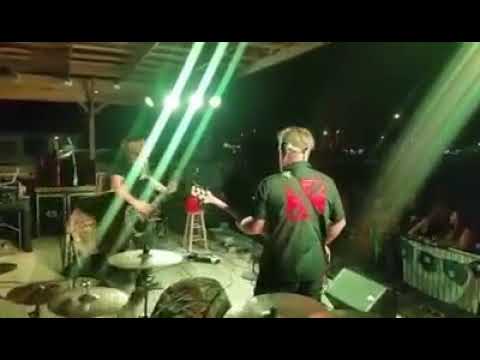 "Sinner With A Song" live in Heath, Ohio - CHARLIE BONNET III & THE GASHOLES (opening for Upchurch)