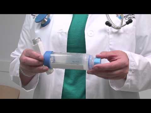 How to use an inhaler with a spacer and mouthpiece