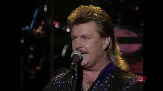 Download lagu Joe Diffie - Third Rock From The Sun (1994)(Music City Tonight 720p) mp3 Download lagu Joe Diffie - Third Rock From The Sun (1994)(Music City Tonight 720p) mp3