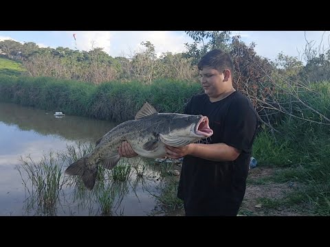 Pescaria sem peixe 😅🎣 Mas a experiência foi top! Lagoa em Minas Gerais