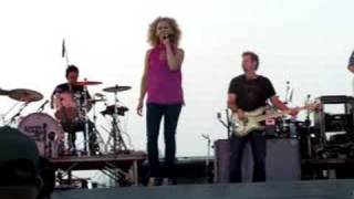 Little Big Town - Good Lord willing and the creek don&#39;t rise