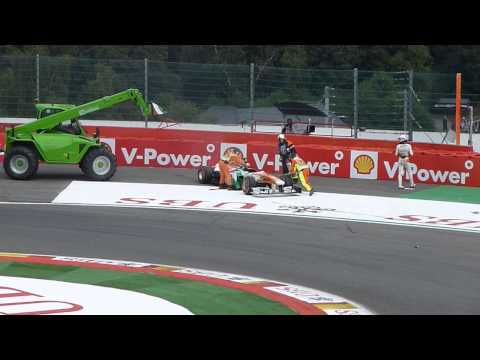 Spa 2013 - Paul Di Resta's crash and the crane