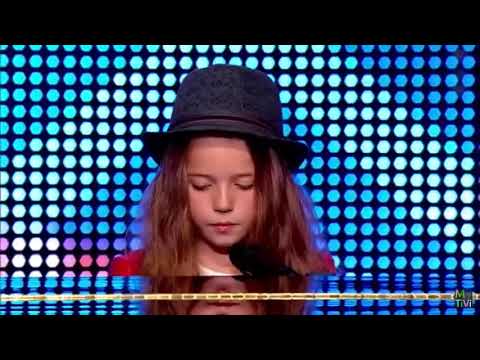 Erza Muqoli chante papaoutai de Stromae à la France a un incroyable talent !