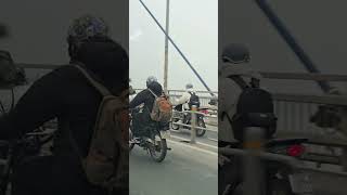 하노이 공항에서 시내 들어가는 다리