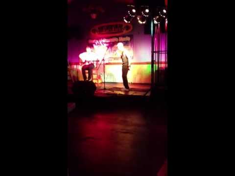 Bryant singing breakaway @ lulu's