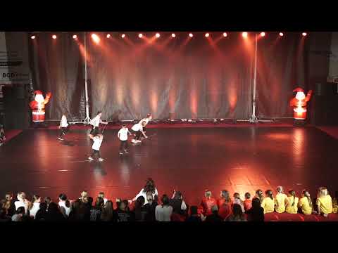 9. V létě - 52 děti - Šárka Hladíková