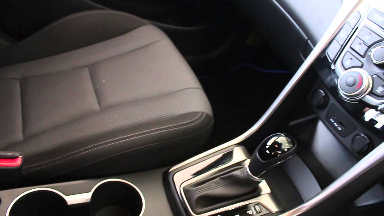 2014 Hyundai i30 Launched in Malaysia with TWO Variants!