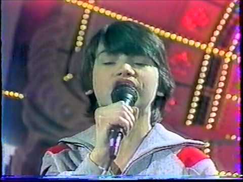 download lagu mp3 mp4 Damien Chanteur, download lagu Damien Chanteur gratis, unduh video klip Damien Chanteur