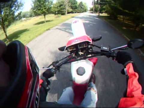 XT 600 WHEELIE.....JONNY GOSPEL...TALE OF A DRUNK