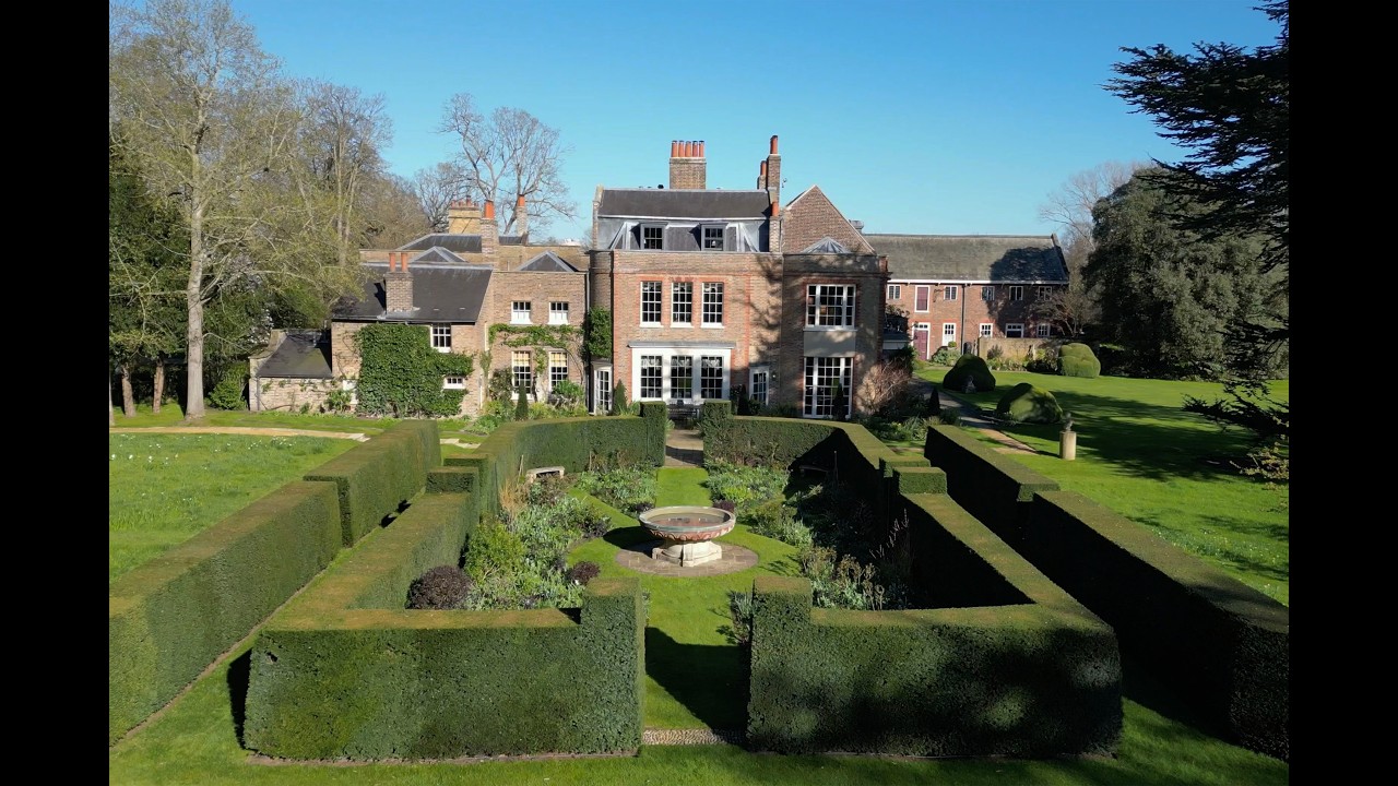 Stud House, Home Park. - YouTube